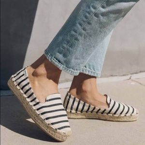 Classic Stripe Smoking Slipper